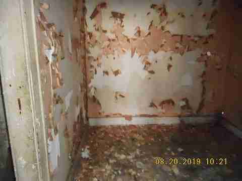 8916 Isham St (10)_m.jpg